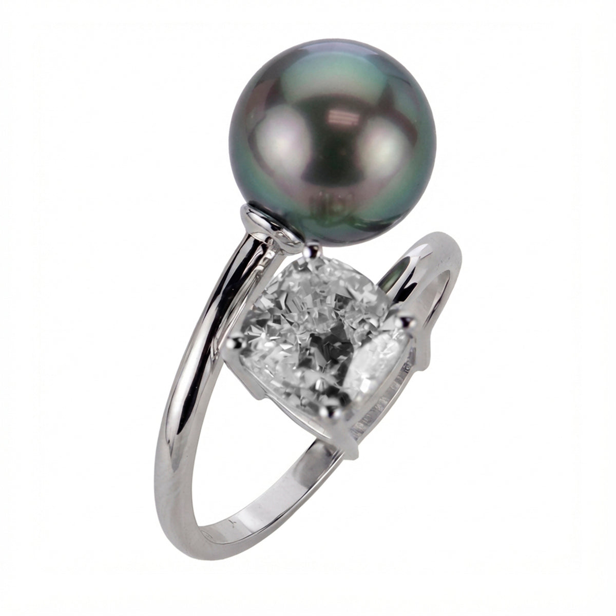 14KT White Gold Tahitian Pearl Ring